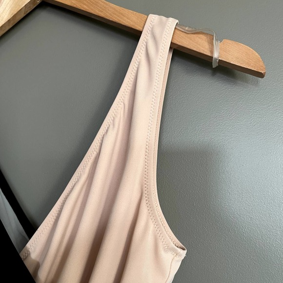 Solid and Striped The Ballerina‎ Color-Block Swimsuit Black Nude Bordeaux Combo - Picture 11 of 16